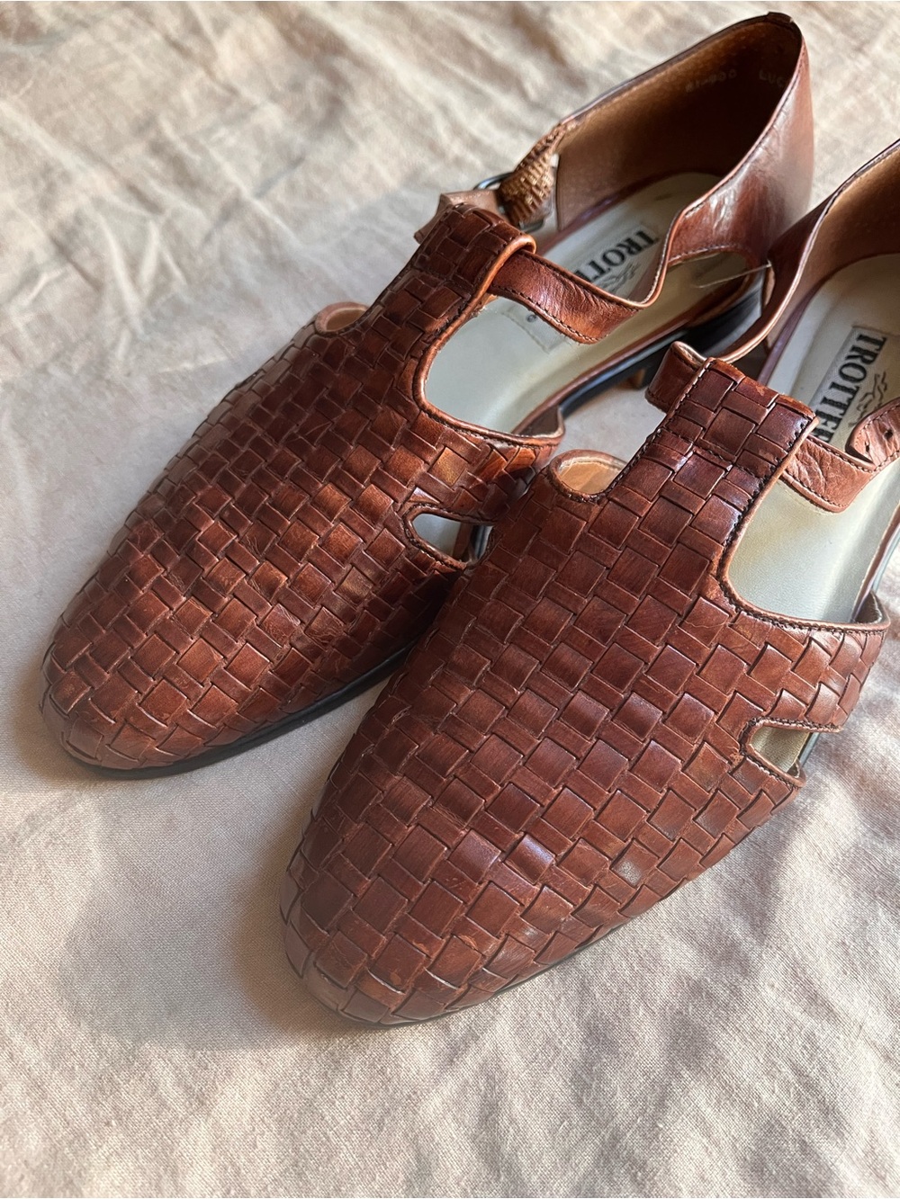 Trotters Woven Leather T-Strap Flats - Brown